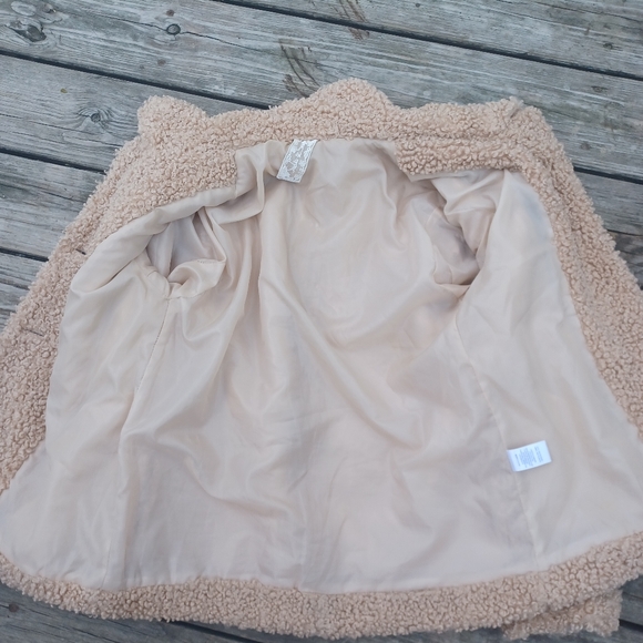 Sadie & Sage Fur Coat - Picture 4 of 10